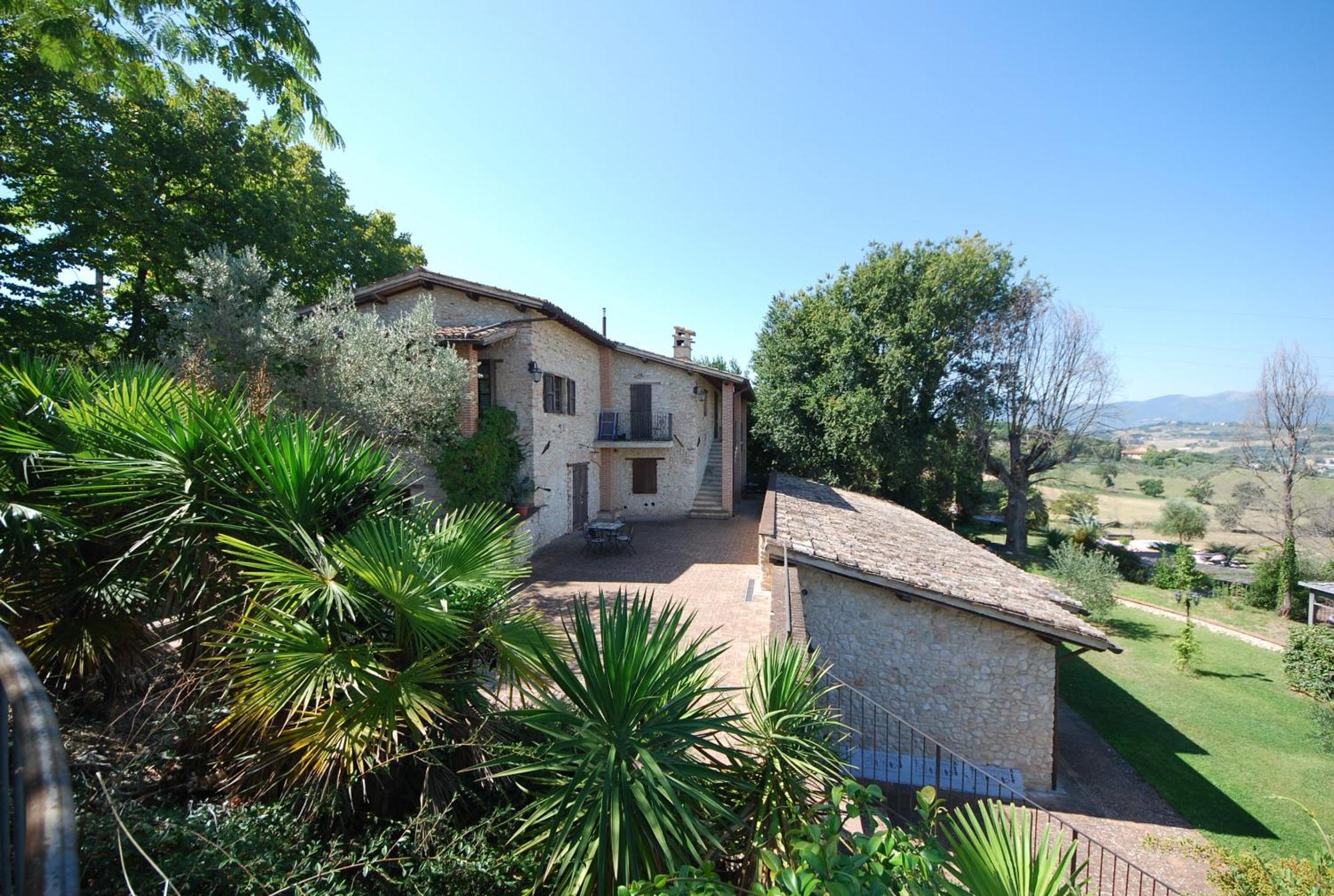 Spoleto By The Pool Pension Buitenkant foto