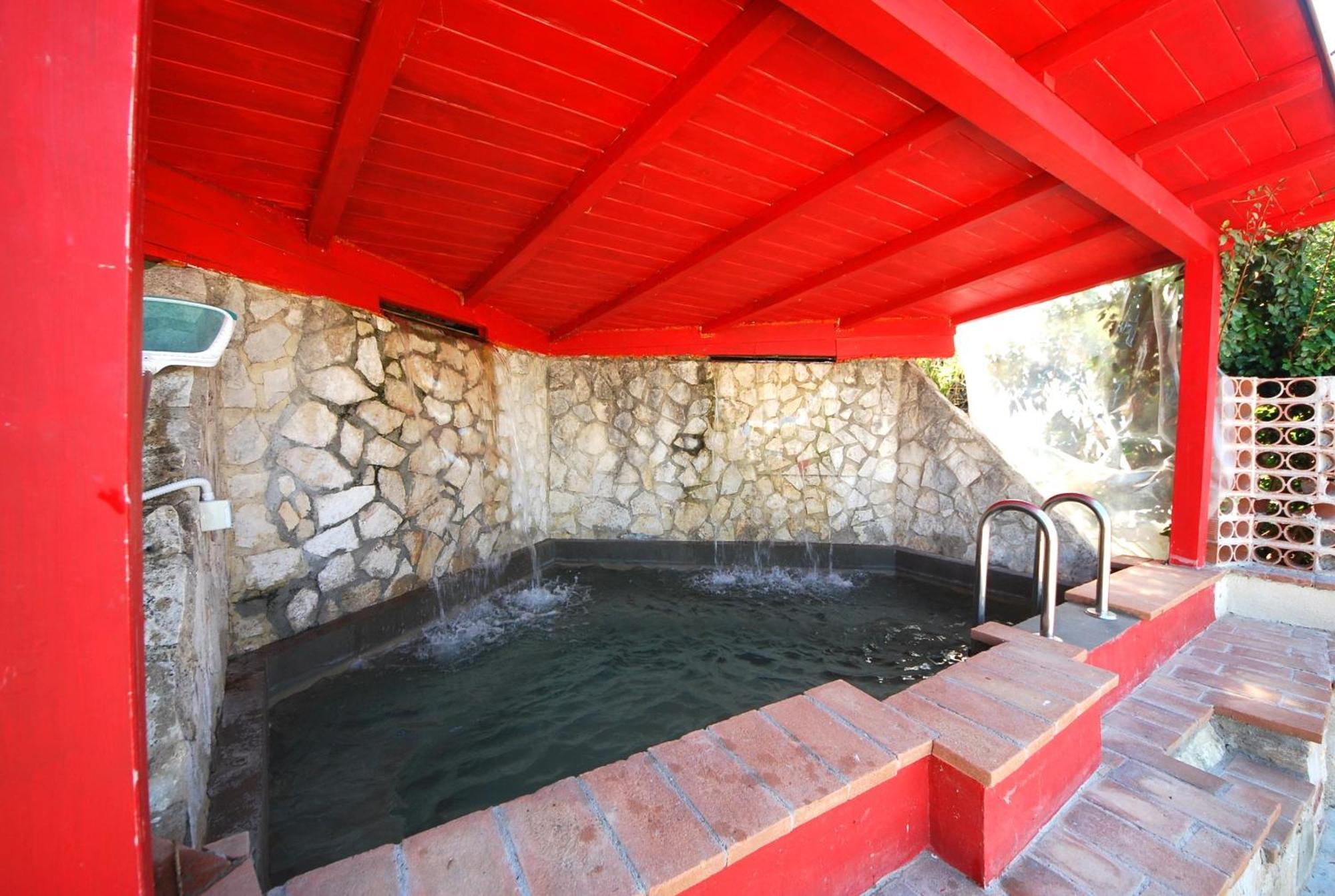 Spoleto By The Pool Pension Buitenkant foto