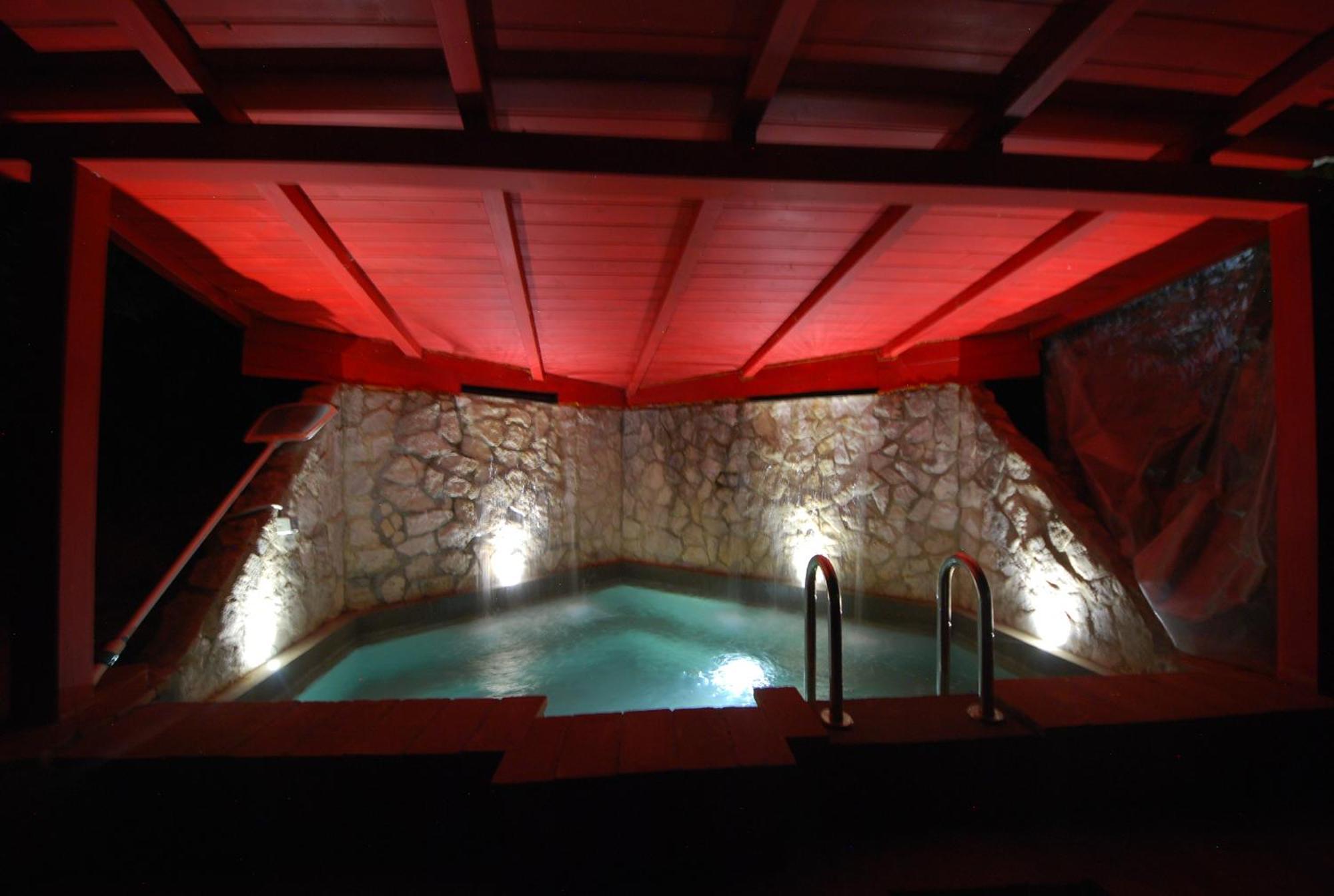 Spoleto By The Pool Pension Buitenkant foto