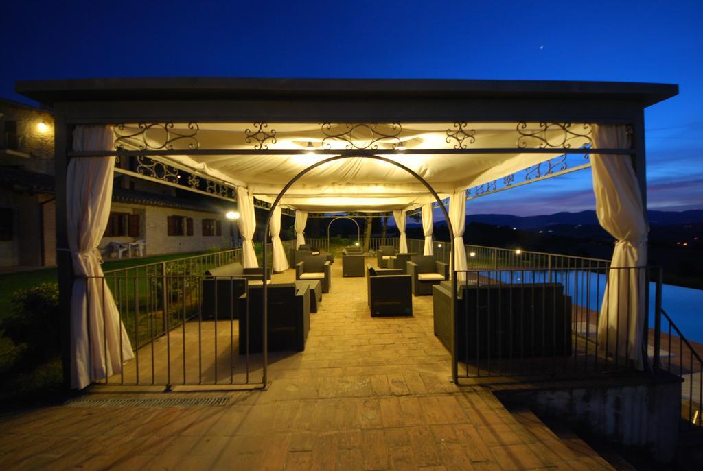 Spoleto By The Pool Pension Buitenkant foto
