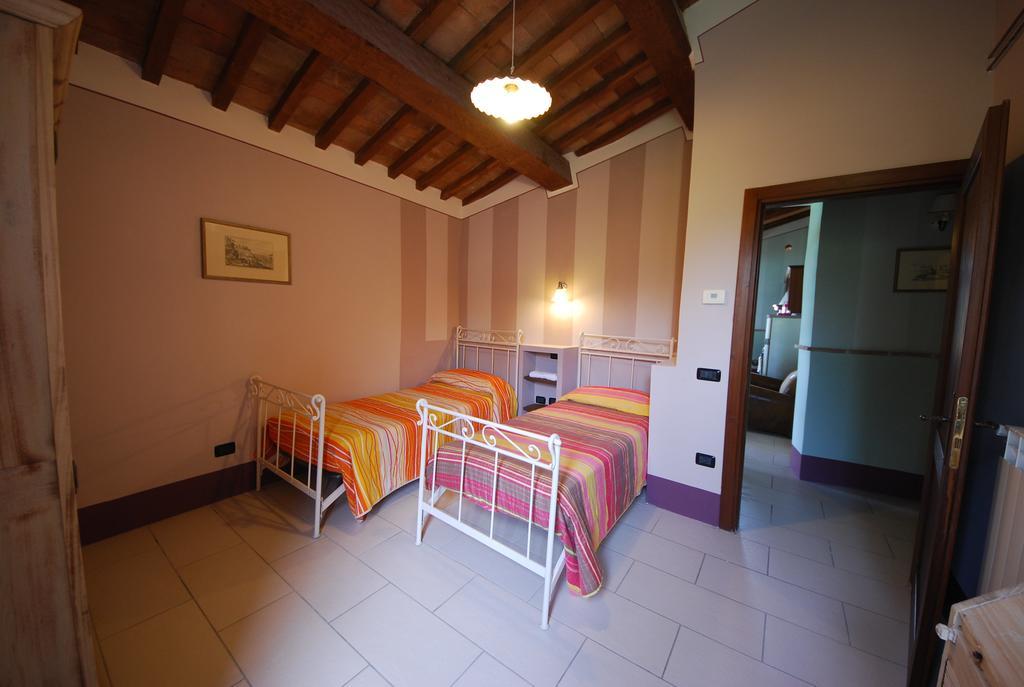 Spoleto By The Pool Pension Buitenkant foto