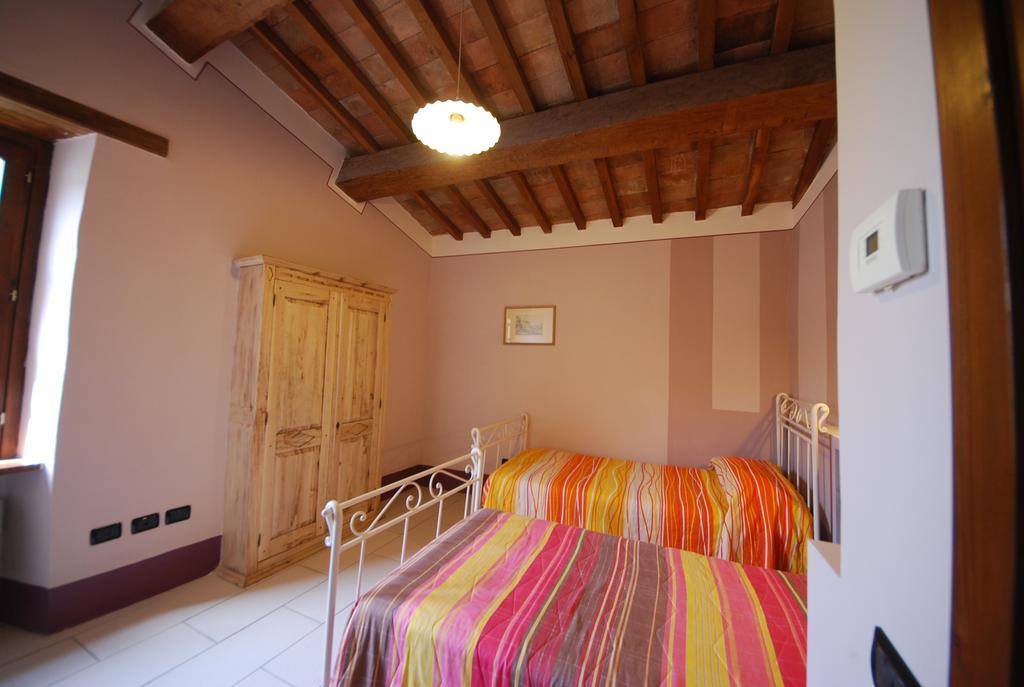 Spoleto By The Pool Pension Buitenkant foto
