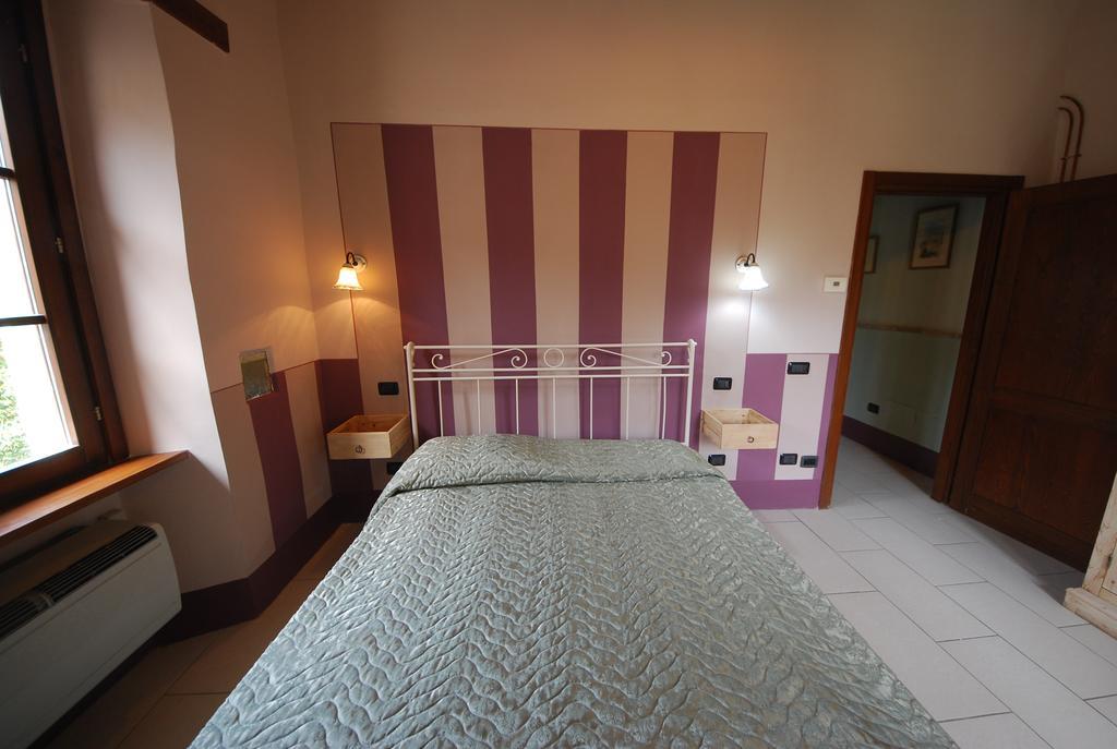 Spoleto By The Pool Pension Buitenkant foto